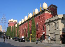 Figueres: il Museo Dali'