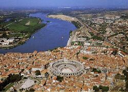 Arles, provenzale e romana: la citta' di Van Gogh