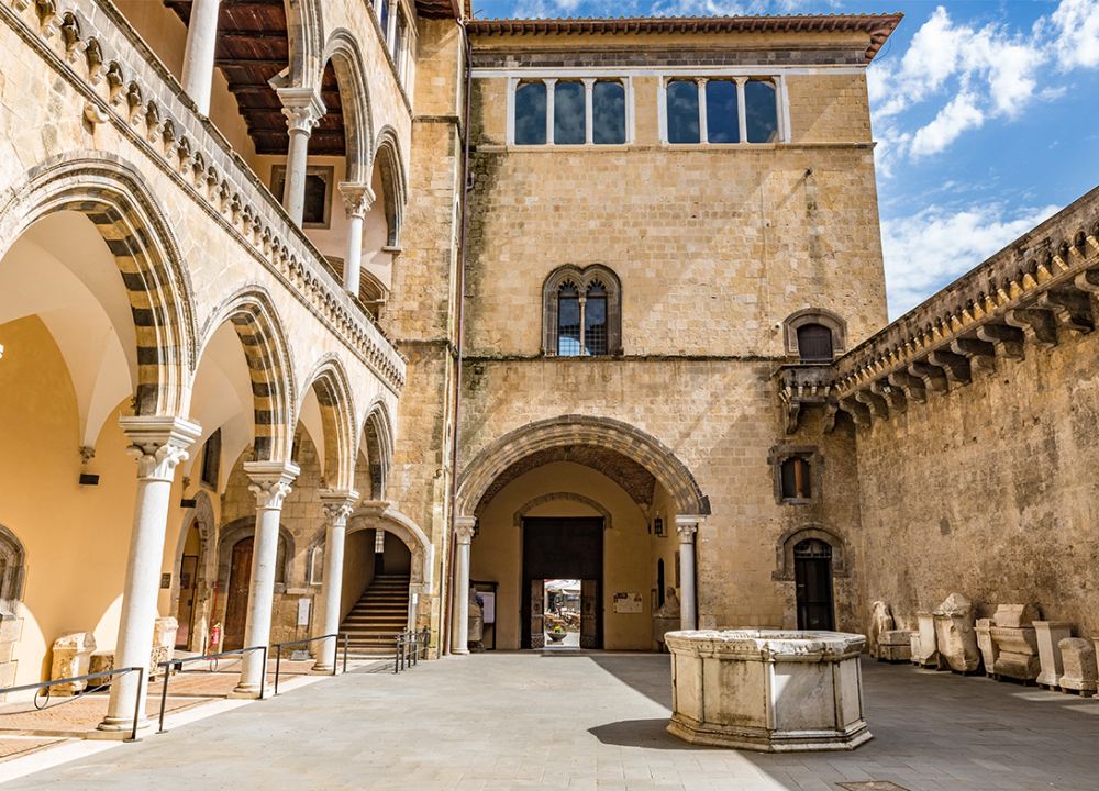 Tarquinia: Palazzo Vitelleschi