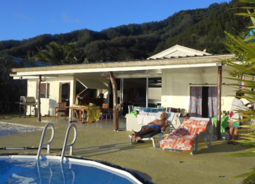 Moorea: di fronte alla spiaggia